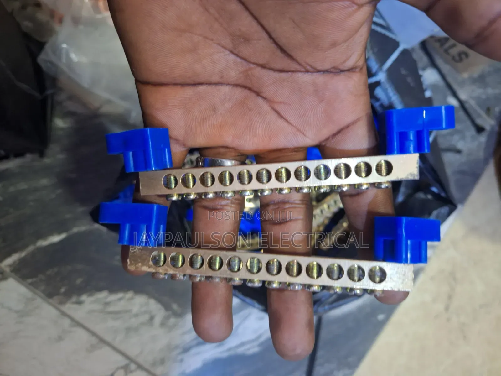 Neutral Link Connector