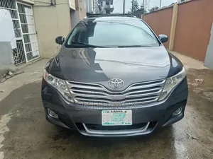 Toyota Venza 2010 Gray