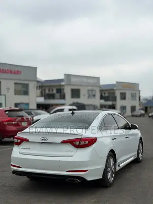 Hyundai Sonata Limited Sedan FWD (2.4L 4cyl 6A) 2016 White