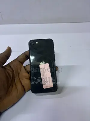Apple iPhone 8 64 GB Black