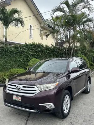 Toyota Highlander Limited 2012 Red
