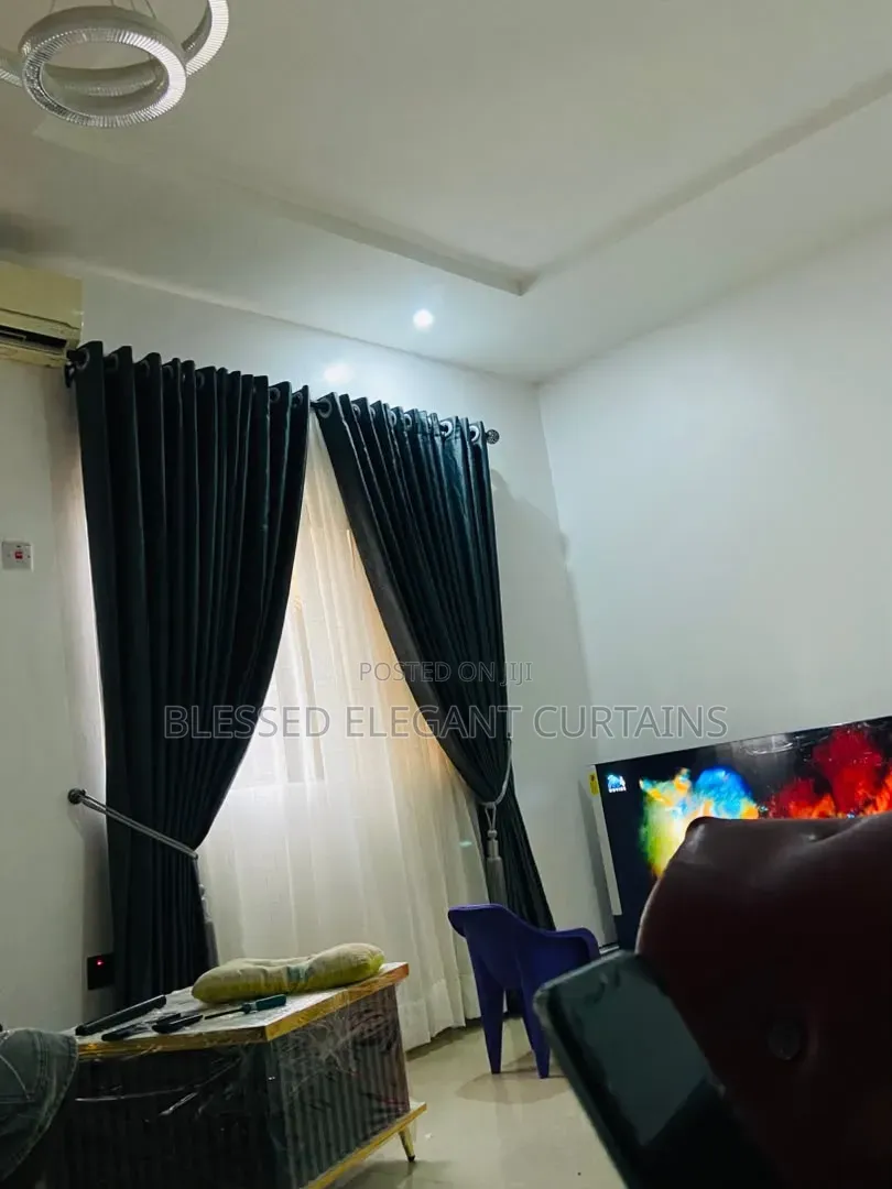 Elegant Curtains Interior Window Décor