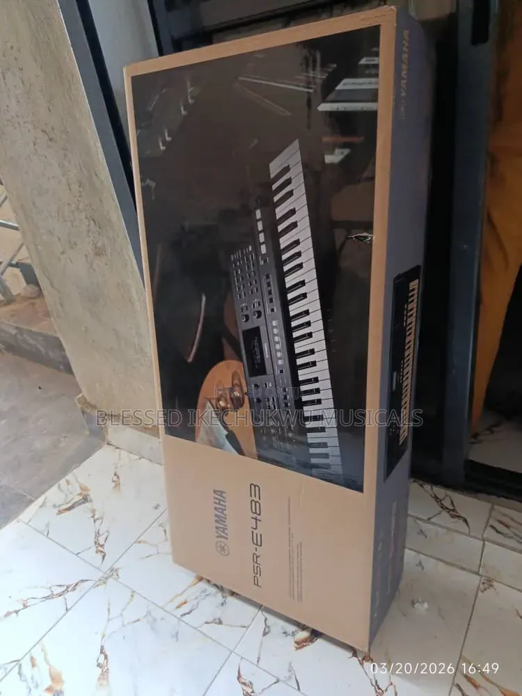 Original Yamaha Keyboard PSR -483