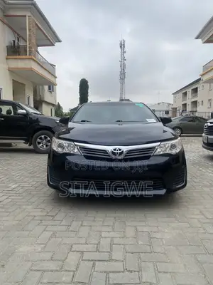 Toyota Camry LE 4dr Sedan (2.5L 4cyl 6A) 2013 Black