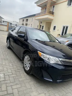 Toyota Camry LE 4dr Sedan (2.5L 4cyl 6A) 2013 Black