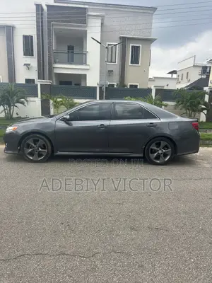 Toyota Camry 2013