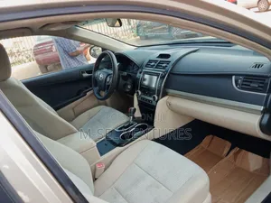 Toyota Camry 2012 Gold