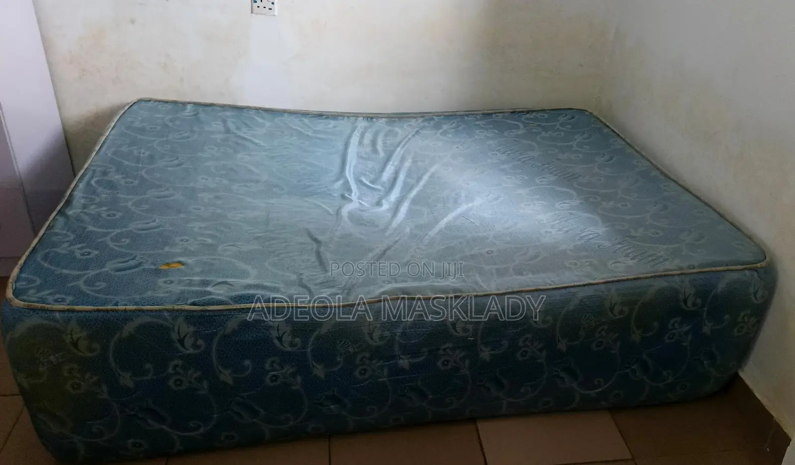 Standed Bed