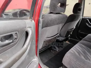 Honda CR-V 2000 Red