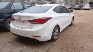 Hyundai Elantra 2015 White
