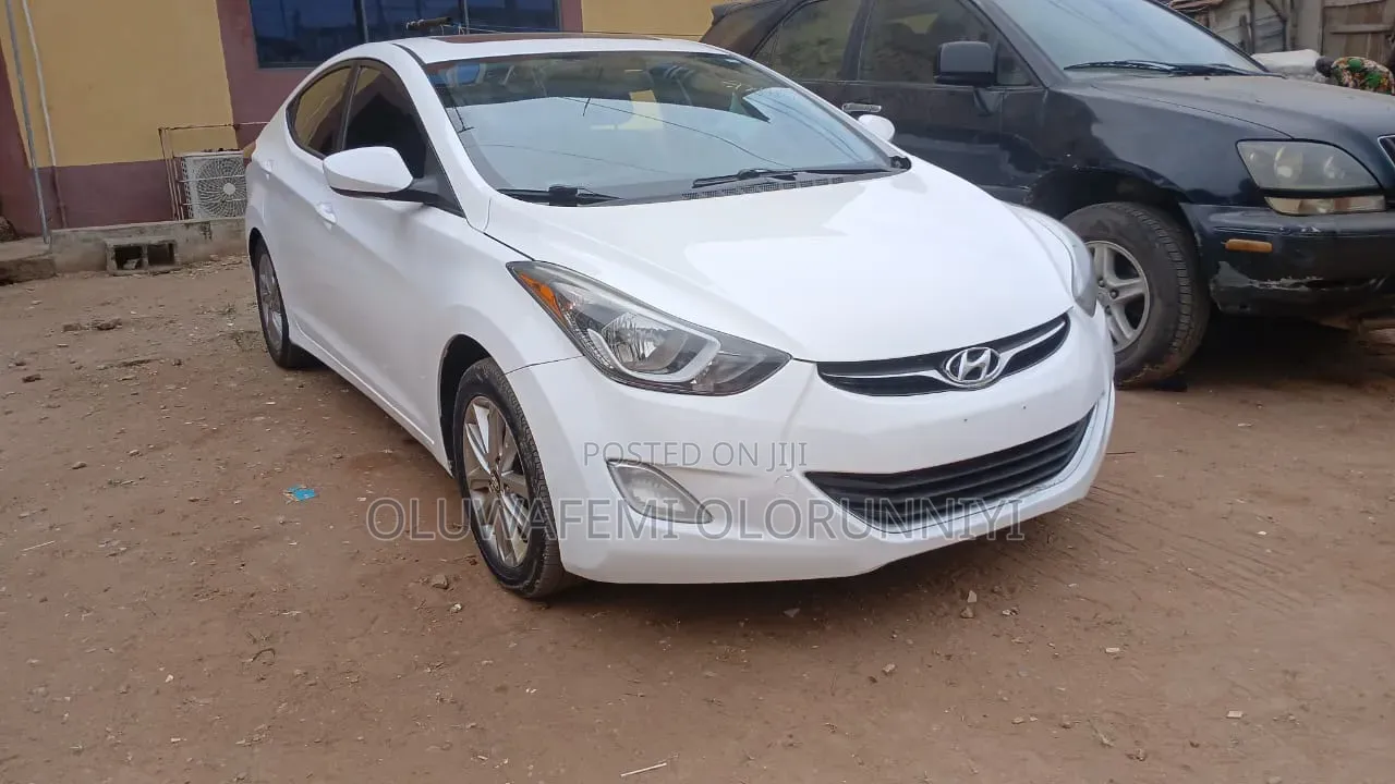 Hyundai Elantra 2015 White
