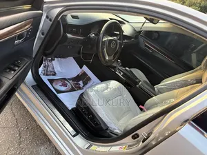 Lexus ES 2013 Silver