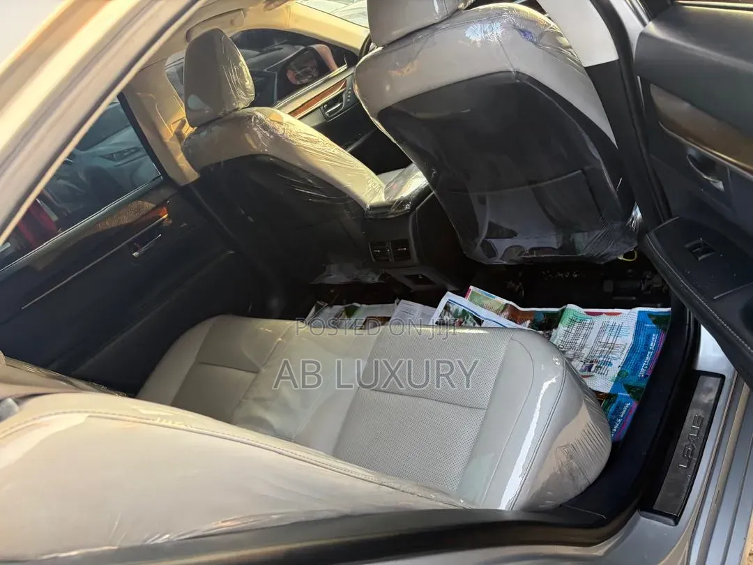 Lexus ES 2013 Silver