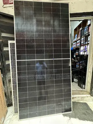 750watts Jinko Brand New Panel