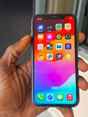 Apple iPhone 11 64 GB Black