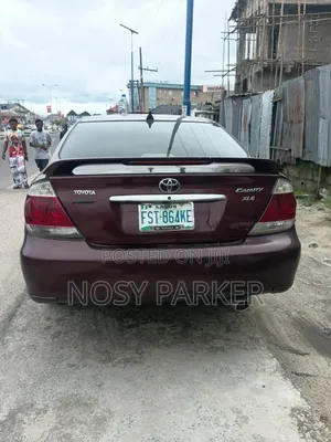 Toyota Camry 2005 Red