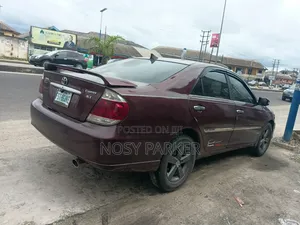 Toyota Camry 2005 Red