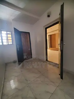 3bdrm Block of Flats in Lekki for rent