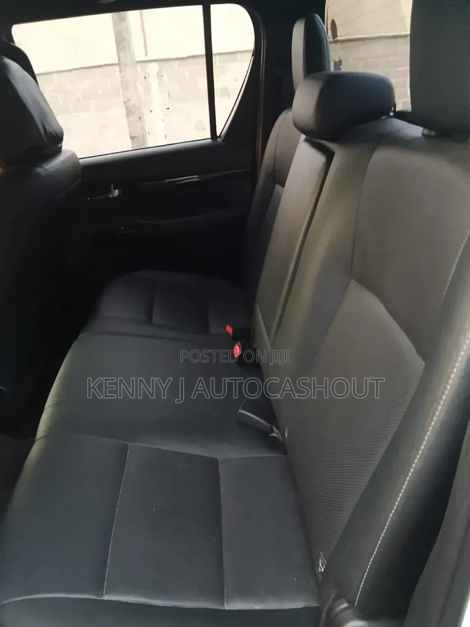 Toyota Hilux 2019 White