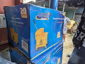 20-Liter Industrial Plastic Mop Bucket