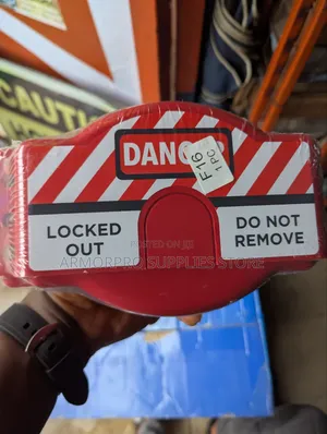 TRADESAFE Adjustable Gate Valve Lockout Device