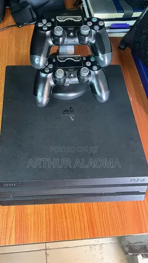 Play Station 4 Pro