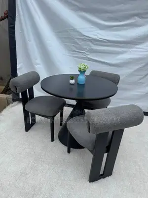 Gray Quality Chair With Quality Table for Dinings
