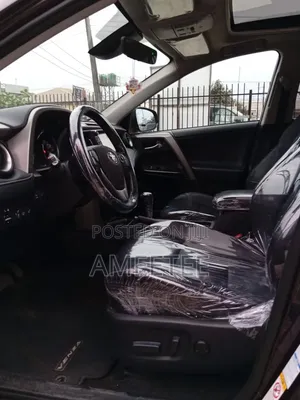 Toyota RAV4 2017 Burgundy