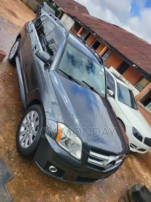 Mercedes-Benz GLK-Class 2010 Beige