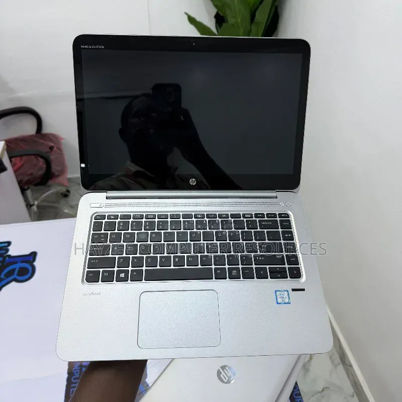 Laptop HP EliteBook 1040 G3 8GB Intel Core i5 SSD 256GB