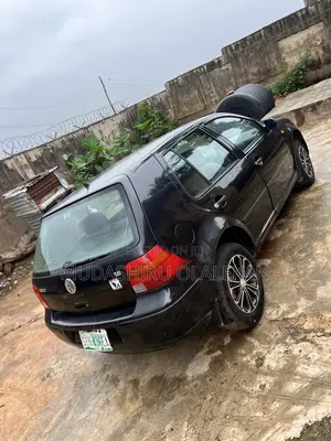 Volkswagen Golf 2004 Black