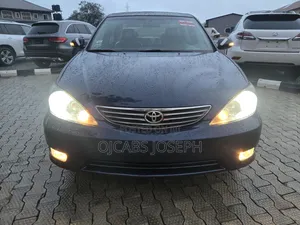Toyota Camry 2004 Blue