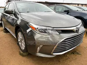 Toyota Avalon XLE Premium 4dr Sedan (3.5L 6cyl 6A) 2015 Green