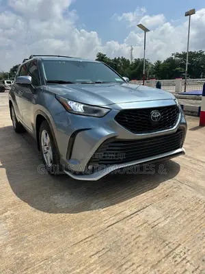 Toyota Highlander LE AWD 2020 Gray