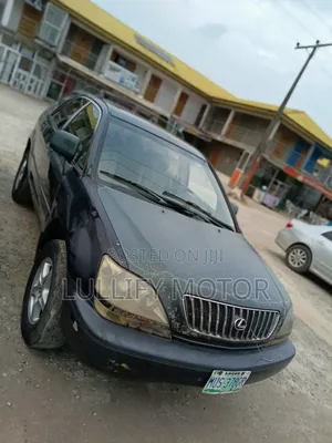 Lexus RX 2000 Green