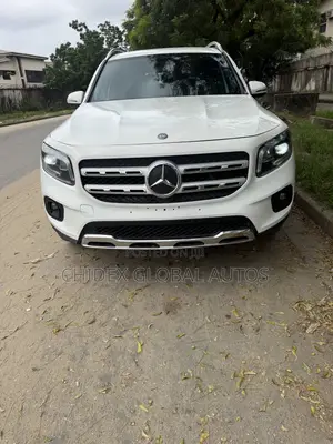 Mercedes-Benz GLB-Class GLB 250 4MATIC 2021 White