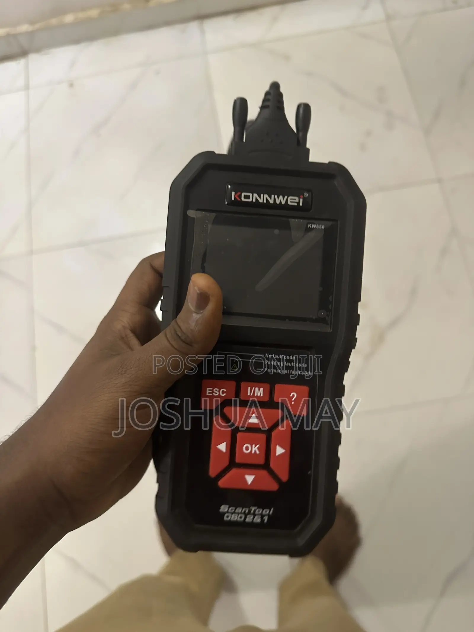 Konwei 850 Car Scanner