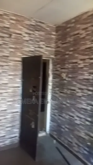 Selfcon to Let at Y Juntion Temsite