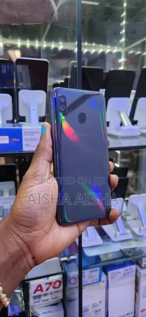Samsung Galaxy A40 64 GB Black