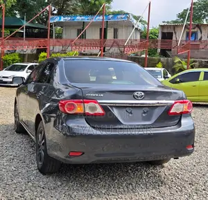 Toyota Corolla 2011 Gray