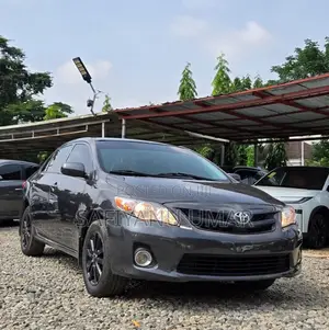 Toyota Corolla 2011 Gray