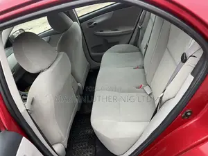 Toyota Corolla LE 4dr Sedan (1.8L 4cyl 4A) 2012 Red