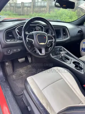 Dodge Challenger 2018 Red