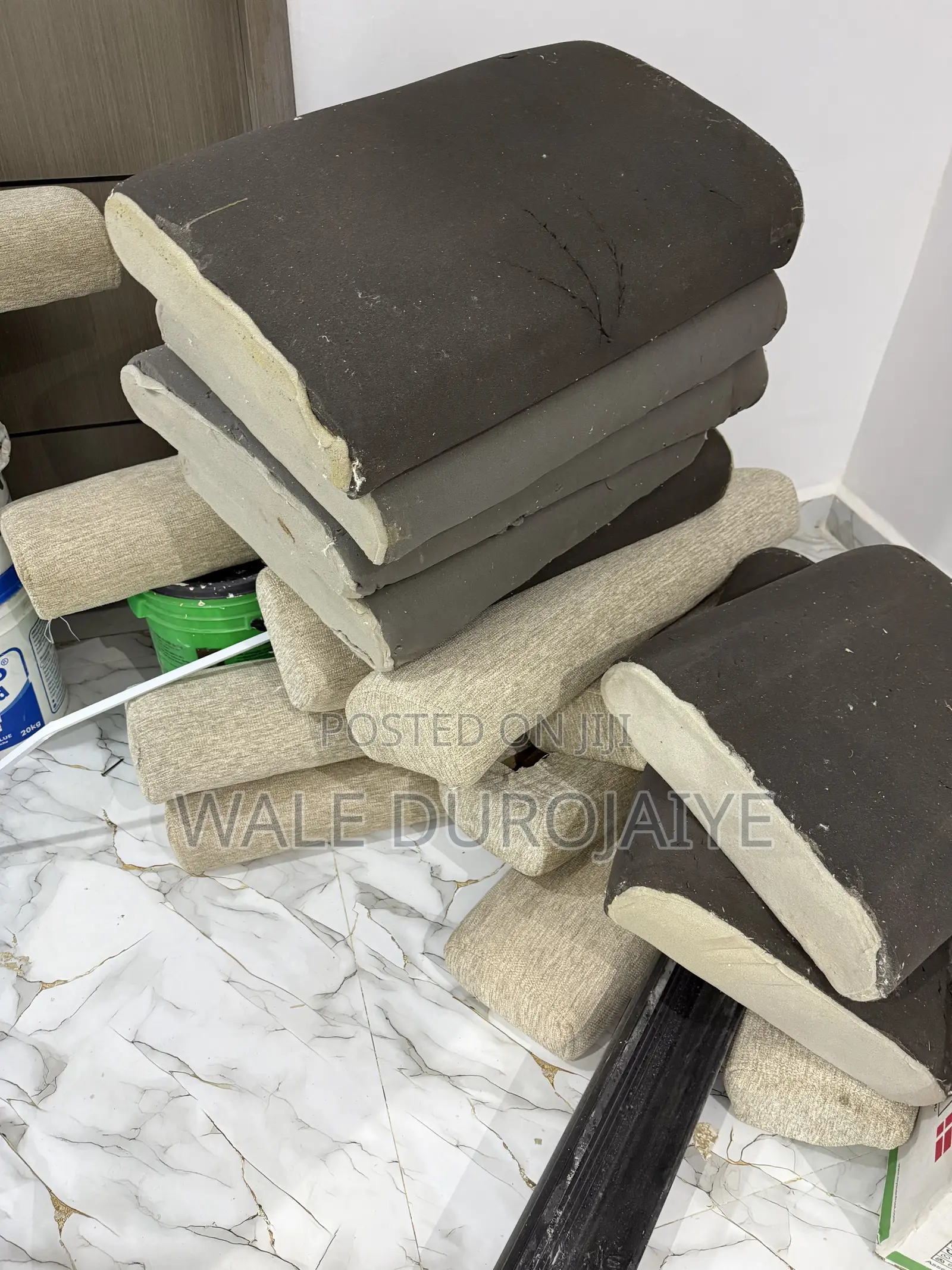 Detached Couch Back Rest