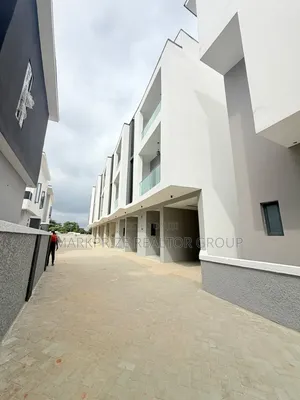 4bdrm Duplex in Ogudu Gra Lagos for sale