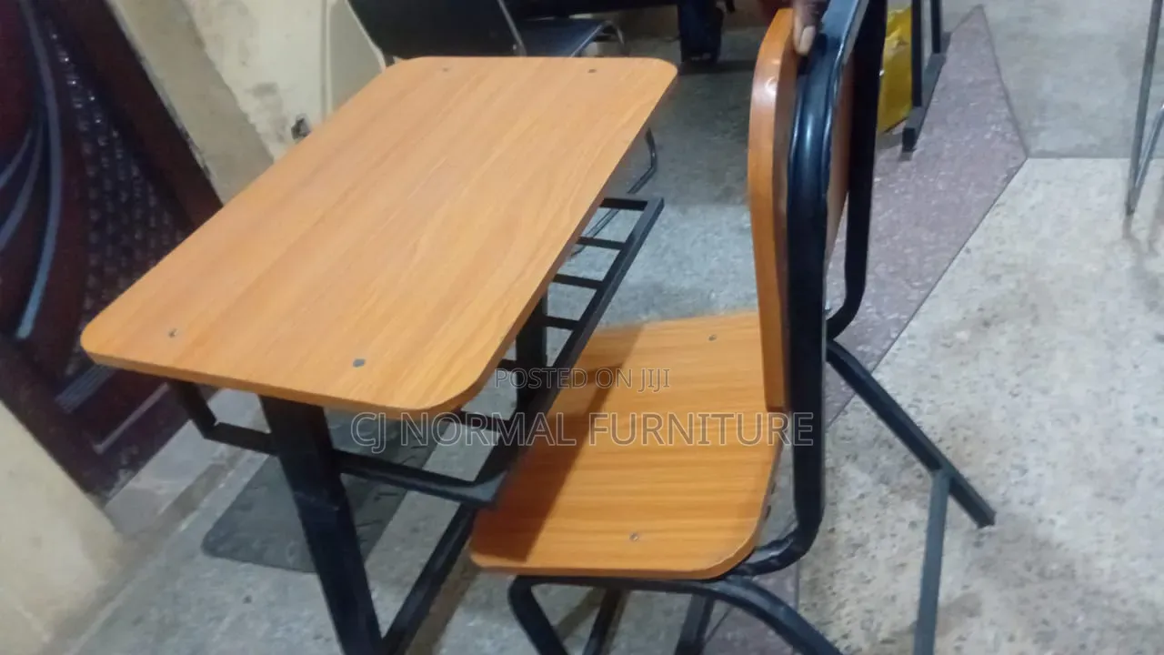 School Desk for Primary / Secondary Classes
