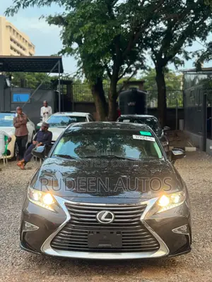 Lexus ES 2016 Black