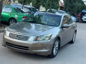 Honda Accord 2008 Gold