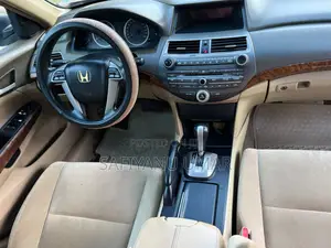 Honda Accord 2008 Gold