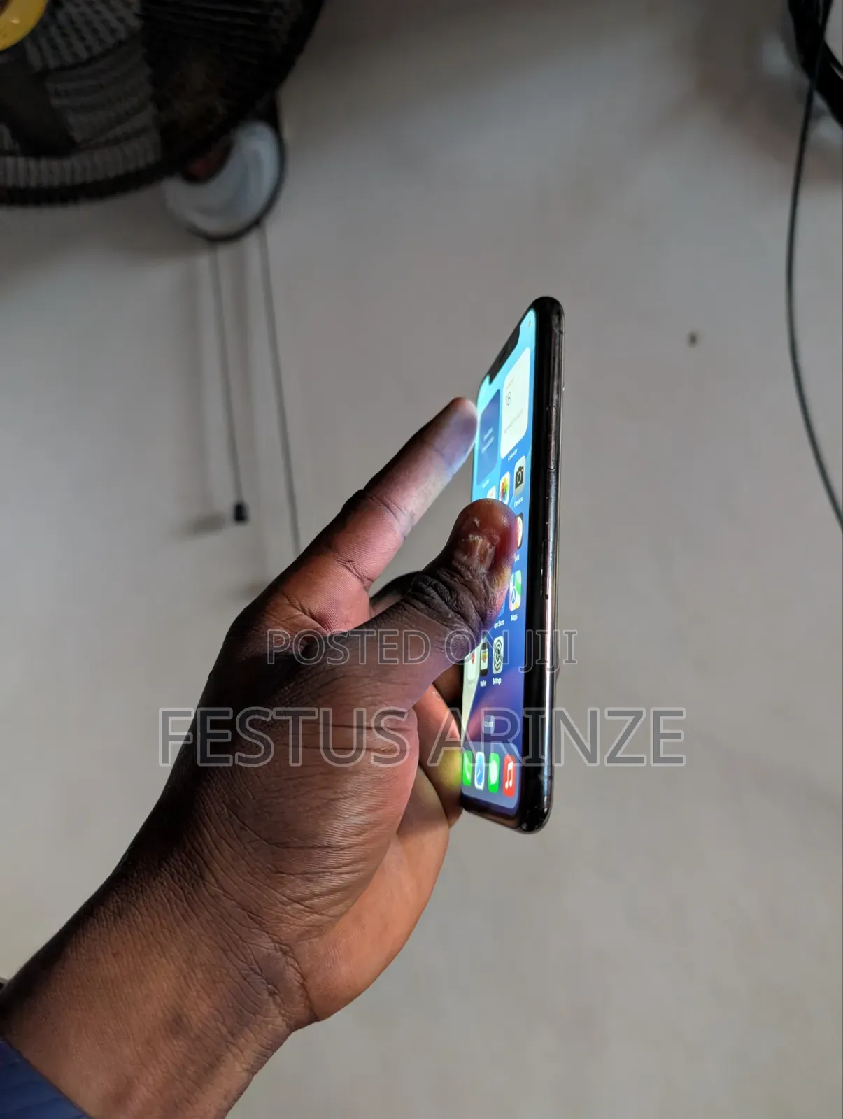 Apple iPhone 11 Pro 64 GB Gray